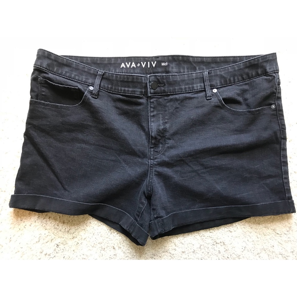 Black Ava & Viv jean shorts